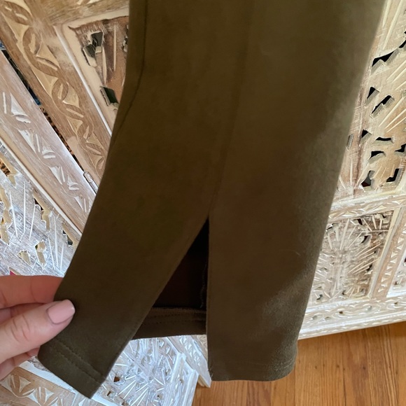 AVEC LES FILLES, size XS olive high waisted slit leggings - Picture 4 of 4
